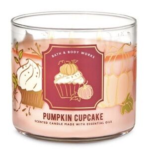 Bath & Body Works Pumpkin Cupcake Scented Candle